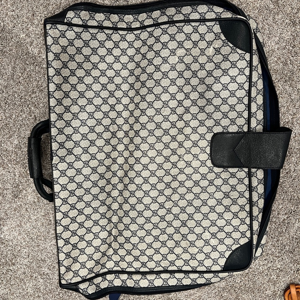 Gucci Garment Bag - Picture 3 of 7